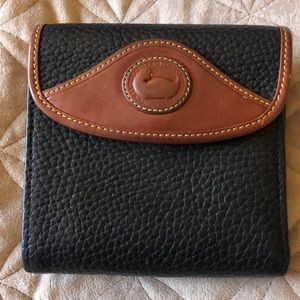 Vintage Dooney and Bourke Wallet